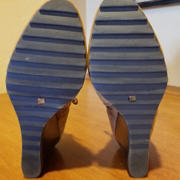 Michael Kors leather Wedge Booties size 7.5 - Picture 5 of 8